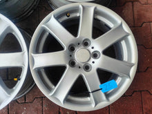 Load image into Gallery viewer, 4x Alufelge 17 Zoll 7.5" 5x120 44ET BMW 1 F21 F20 Rim Wheel FEL2792152070bc