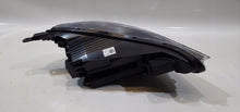 Laden Sie das Bild in den Galerie-Viewer, Frontscheinwerfer Hyundai I10 III 92101-K7000 13584 Links Scheinwerfer Headlight