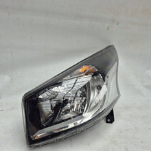 Laden Sie das Bild in den Galerie-Viewer, Frontscheinwerfer Renault Trafic III 260600500R Links Scheinwerfer Headlight SCH5844637059vt