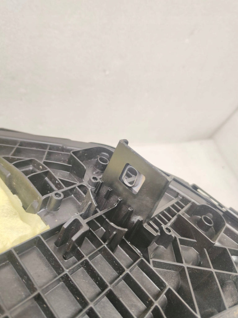 Frontscheinwerfer Mercedes-Benz W247 A2479063604 LED Rechts Headlight SCH4990032826tv