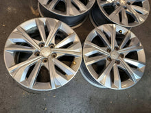 Load image into Gallery viewer, 4x Alufelge 17 Zoll 7.0" 5x108 40ET Glanz Graphit 9814117977 Peugeot 508 Ii FEL4350155727ye