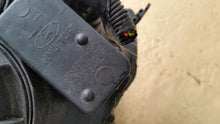 Load image into Gallery viewer, Frontscheinwerfer Hyundai I10 92101-0X1 Links Scheinwerfer Headlight