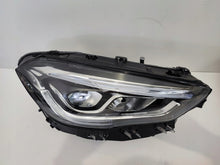 Laden Sie das Bild in den Galerie-Viewer, Frontscheinwerfer Mercedes-Benz W247 2479063605 2479066401 LED Rechts Headlight