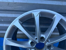 Laden Sie das Bild in den Galerie-Viewer, 1x Alufelge 17 Zoll 5x112 1774010300 Mercedes-Benz W177 Rim Wheel FEL7625282143vz