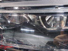 Laden Sie das Bild in den Galerie-Viewer, Frontscheinwerfer Skoda Kodiaq 566941036 Rechts Scheinwerfer Headlight SCH7305457506xh