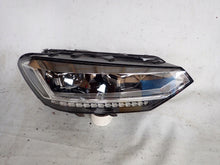 Laden Sie das Bild in den Galerie-Viewer, Frontscheinwerfer VW Touran 5TB941082 8V0907399 LED Rechts Headlight