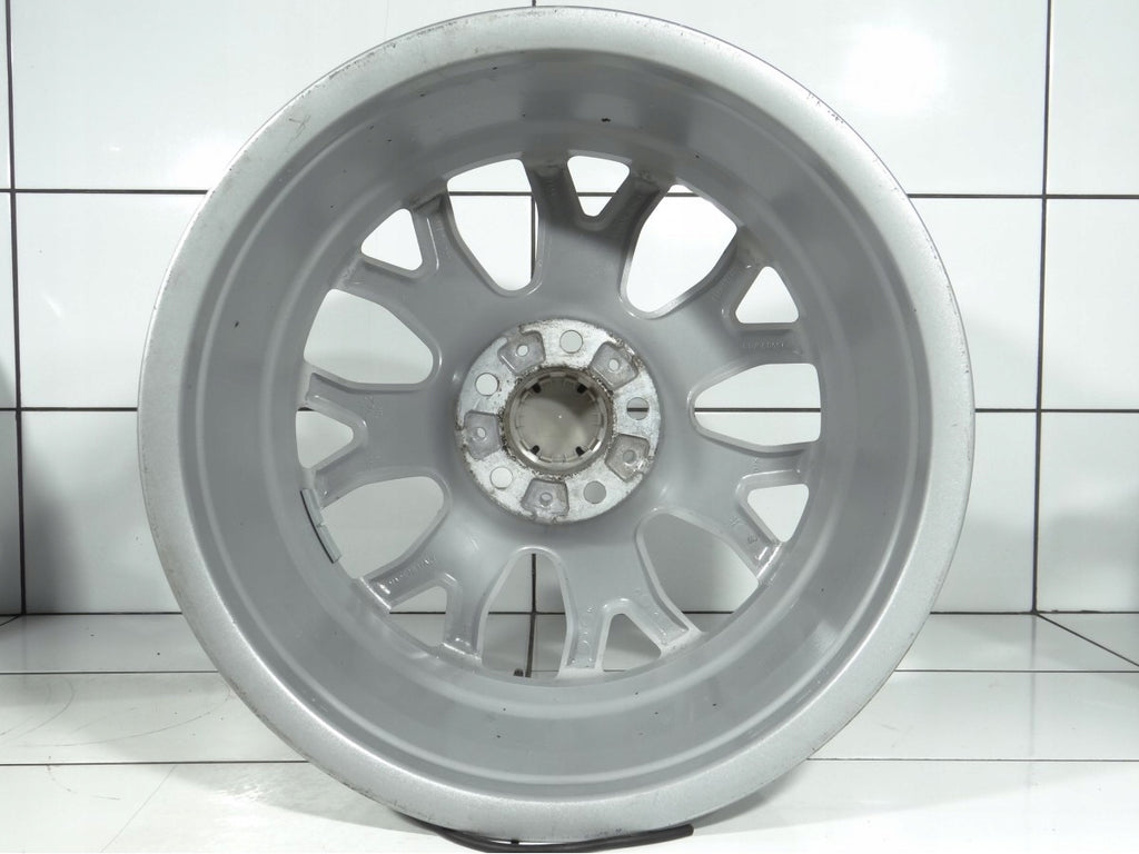 1x Alufelge 18 Zoll 8.5" 5x120 46ET Glanz Silber 6774395 BMW 1 Rim Wheel FEL9618213034nq