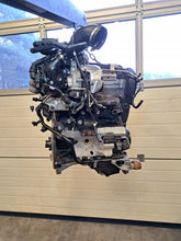 Load image into Gallery viewer, Motor Audi A6 Q5 CSU 2.0 TDI 150PS 70TKm Benzin Engine Komplett MOT9232853402ep