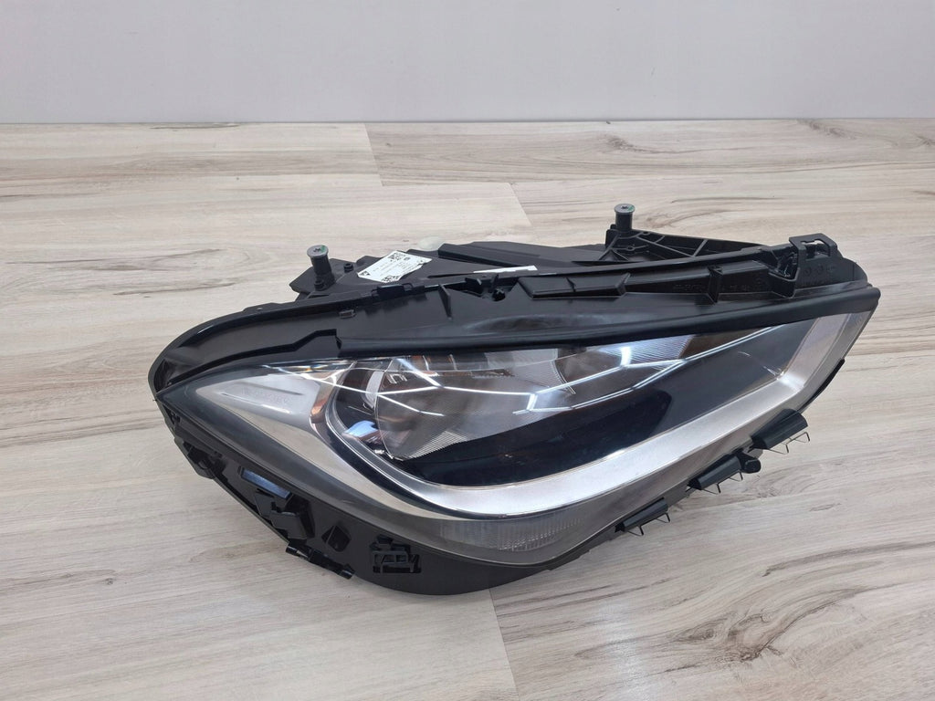 Frontscheinwerfer Mercedes-Benz Cla C118 A1189062000 Rechts Headlight SCH5541134093xr
