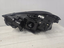 Laden Sie das Bild in den Galerie-Viewer, Frontscheinwerfer BMW F40 9482808 Xenon Rechts Scheinwerfer Headlight SCH3551968190rv