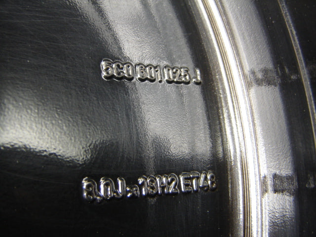 1x Alufelge 18 Zoll 8.0" 5x112 48ET 5C0601025J VW Passat Rim Wheel