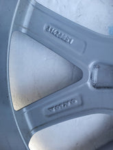 Laden Sie das Bild in den Galerie-Viewer, 1x Alufelge 18 Zoll 7.5" 5x108 50 5ET Glanz Silber 31423851 Volvo Xc60 Rim Wheel FEL6179474935dc
