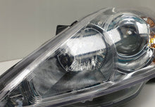 Laden Sie das Bild in den Galerie-Viewer, Frontscheinwerfer Mazda 5 I KD31-51040 Links Scheinwerfer Headlight SCH6139510068zu
