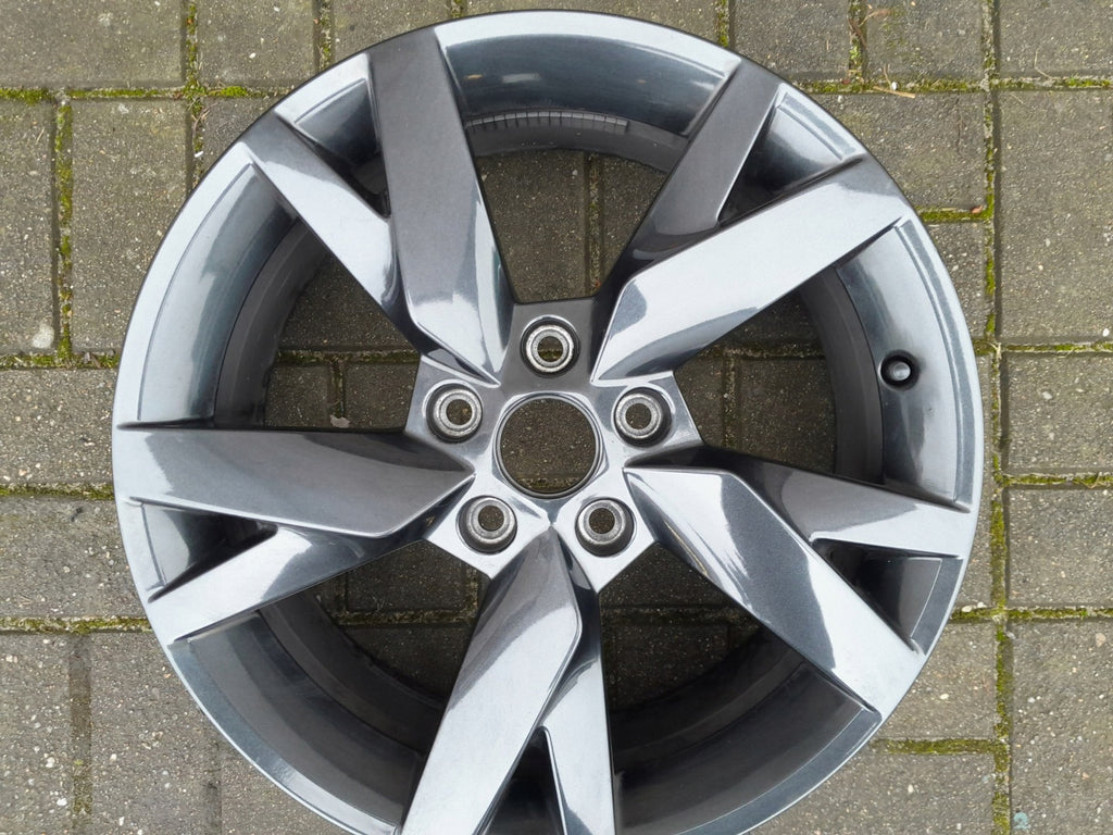 1x Alufelge 17 Zoll 6.5" 5x112 46ET Glanz 5E3601025 Skoda Octavia 5e3 I FEL1397414011bh