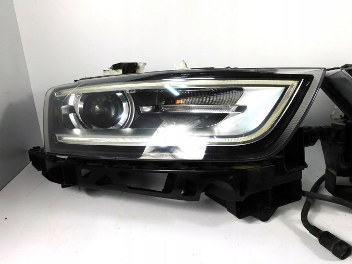 Frontscheinwerfer Audi Q3 8U0941005 8U0941043 LED Ein Satz Headlight SCH4900203060hn