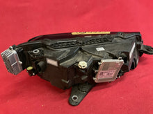 Laden Sie das Bild in den Galerie-Viewer, Frontscheinwerfer Skoda Octavia III 3V1941015E LED Links Scheinwerfer Headlight SCH2028096824kq