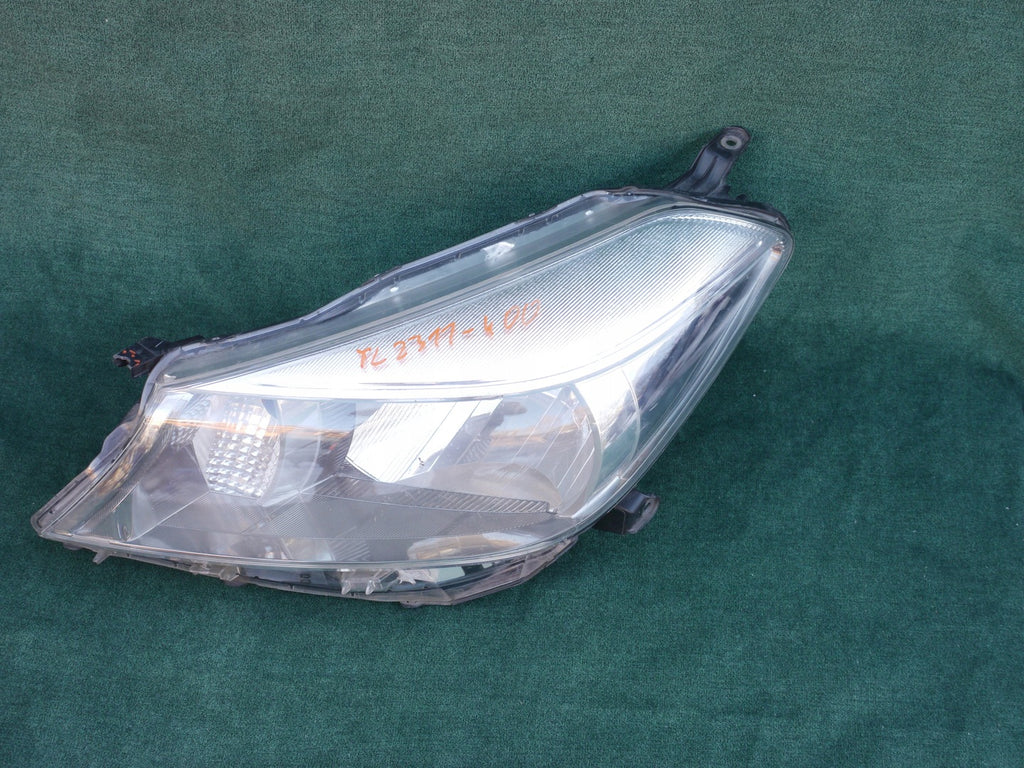 Frontscheinwerfer Toyota Yaris 81170-0D460 Links Scheinwerfer Headlight SCH2620971023ie