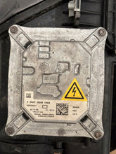 Load image into Gallery viewer, Frontscheinwerfer BMW E93 E92 7162142-13 Bi-Xenon Rechts Scheinwerfer Headlight SCH4994765757ew