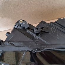 Laden Sie das Bild in den Galerie-Viewer, Frontscheinwerfer Skoda Scala 657941016A Full LED Rechts Scheinwerfer Headlight SCH2054481674rm