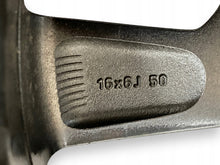 Laden Sie das Bild in den Galerie-Viewer, 1x Alufelge 16 Zoll 6.0" 4x100 50ET Schwarz 403005FA1 Nissan Micra I K14 FEL9725446528qh