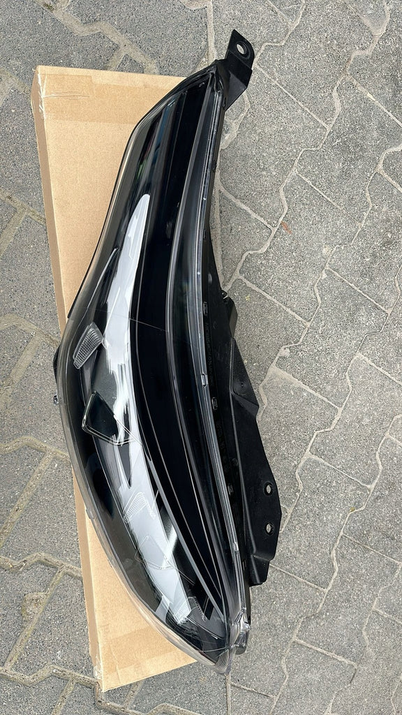 Frontscheinwerfer Kia Ceed J972111020 Rechts Scheinwerfer Headlight