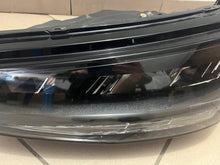 Laden Sie das Bild in den Galerie-Viewer, Frontscheinwerfer Skoda Fabia IV 6VB941015 LED Links Scheinwerfer Headlight SCH5910908321cx