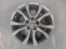 Load image into Gallery viewer, 1x Alufelge 17 Zoll 7.0&quot; 5x114.3 52 5ET Glanz Silber 9965467070 Mazda 3 5