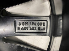 Load image into Gallery viewer, 1x Alufelge 17 Zoll 7.0" 5x120 41ET Glanz Schwarz 5A094B2 BMW 2 U06 Rim Wheel FEL5733568326eh