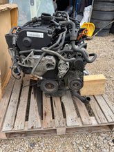 Load image into Gallery viewer, Motor Audi Seat Skoda VW AXX 2.0 TFSI 172TKm Engine Unkomplett MOT5523245183sn