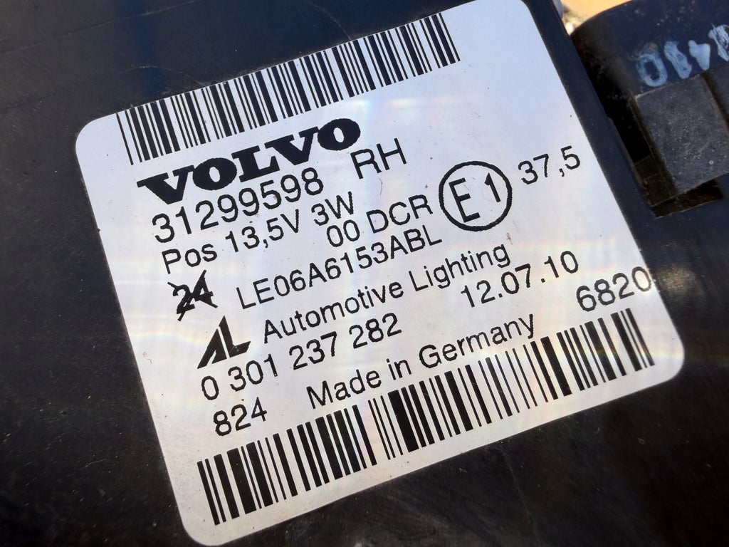 Frontscheinwerfer Volvo S40 V50 31299598 Rechts Scheinwerfer Headlight SCH7831259154ao