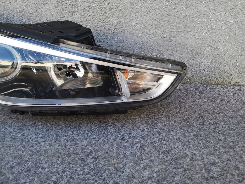 Frontscheinwerfer Hyundai I30 III 92102-G4020 Halogen Rechts Headlight