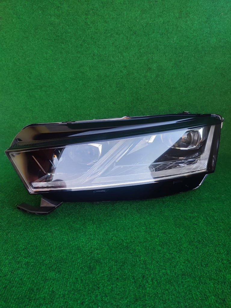 Frontscheinwerfer Skoda Octavia IV 5E4941015A Links Scheinwerfer Headlight SCH1701950244yd