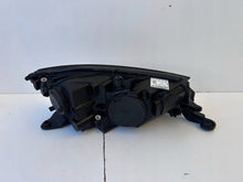 Load image into Gallery viewer, Frontscheinwerfer Skoda Fabia III 6V1941015D Links Scheinwerfer Headlight