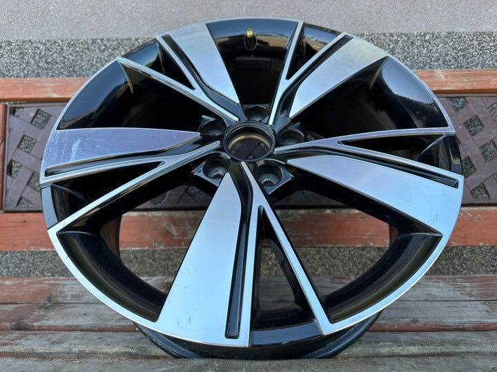 1x Alufelge 18 Zoll 7.5" 5x112 51ET 5H0601025J VW Golf Viii Rim Wheel FEL4287741545xb