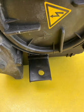 Laden Sie das Bild in den Galerie-Viewer, Frontscheinwerfer VW Touran 1t1 1T1941752 Xenon Rechts Scheinwerfer Headlight SCH2823197773pw