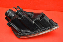 Laden Sie das Bild in den Galerie-Viewer, Frontscheinwerfer Kia Carens III 92101-1D0 Links Scheinwerfer Headlight