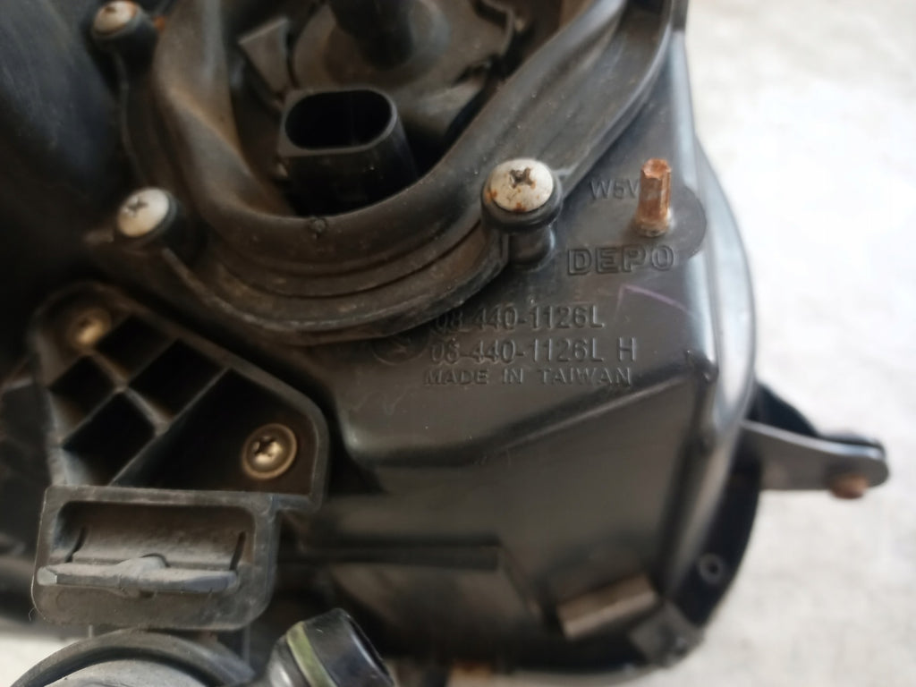 Frontscheinwerfer Mercedes-Benz W211 A0028202426 Links Scheinwerfer Headlight SCH8925971775vv
