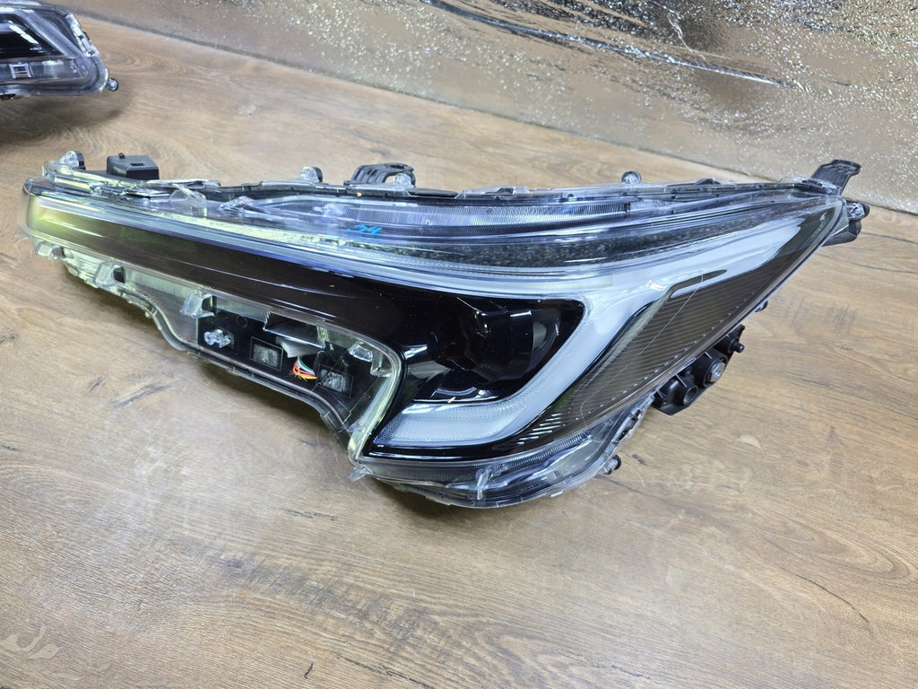 Frontscheinwerfer Toyota Corolla 81150-02X10 LED Links Scheinwerfer Headlight SCH7173721895mr