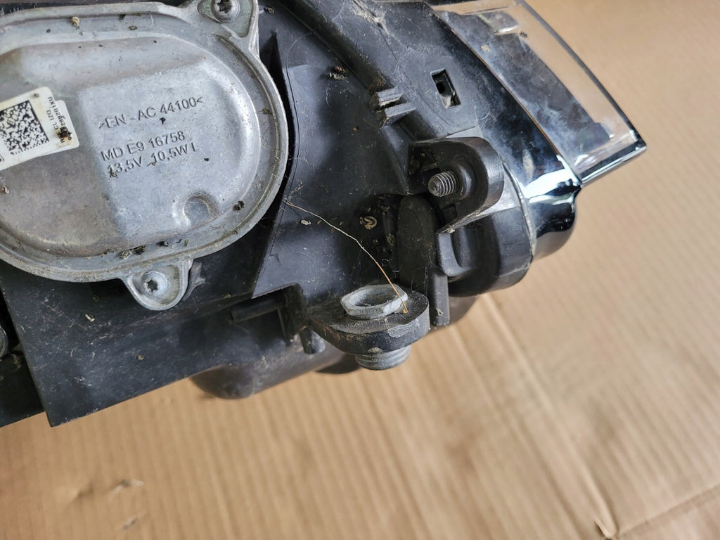 Frontscheinwerfer VW Golf Sportsvan 517 517941035A Links Scheinwerfer Headlight SCH9809255804nl