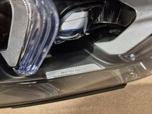 Laden Sie das Bild in den Galerie-Viewer, Frontscheinwerfer Mercedes-Benz Gle A1679066604 LED Rechts Headlight