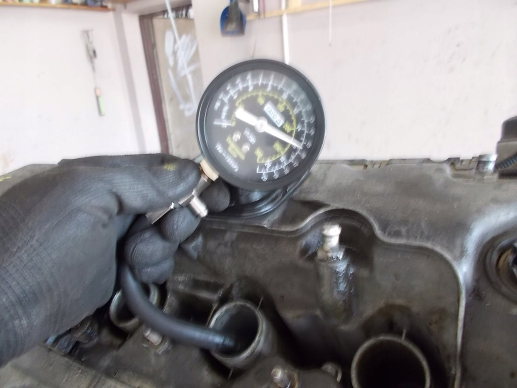 Motor BMW E91 E60 E90 E61 YUGUYGGGGH 2005 Benzin Engine Unkomplett