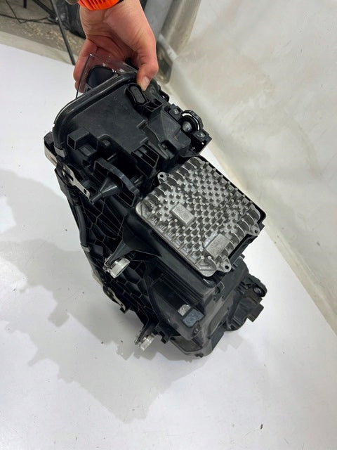 Frontscheinwerfer BMW X3 G01 G02 8739654 11B941035G Rechts Headlight SCH2042136321os