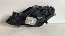 Laden Sie das Bild in den Galerie-Viewer, Frontscheinwerfer Ford Kuga III LV4B-13E014-FH Full LED Rechts Headlight SCH2547231408ra