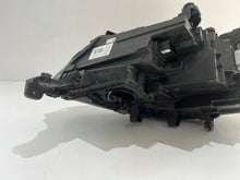 Laden Sie das Bild in den Galerie-Viewer, Frontscheinwerfer VW T7 7T1941082B Rechts Scheinwerfer Headlight SCH3706000076es