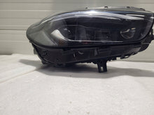 Laden Sie das Bild in den Galerie-Viewer, Frontscheinwerfer Mercedes-Benz W247 A247906480 Rechts Scheinwerfer Headlight SCH1998056080nb