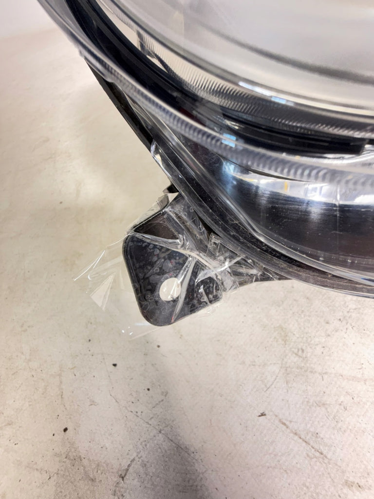 Frontscheinwerfer Renault Twingo III 260105001R LED Rechts Headlight SCH2007888634yk