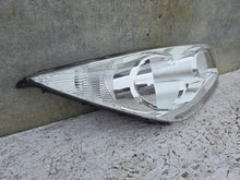 Load image into Gallery viewer, Frontscheinwerfer Kia Venga 92102-1P000 Rechts Scheinwerfer Headlight