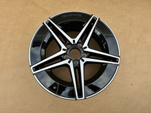 Laden Sie das Bild in den Galerie-Viewer, 1x Alufelge 18 Zoll 8.5&quot; 5x112 52ET A2064016600 Mercedes-Benz W206 Rim Wheel