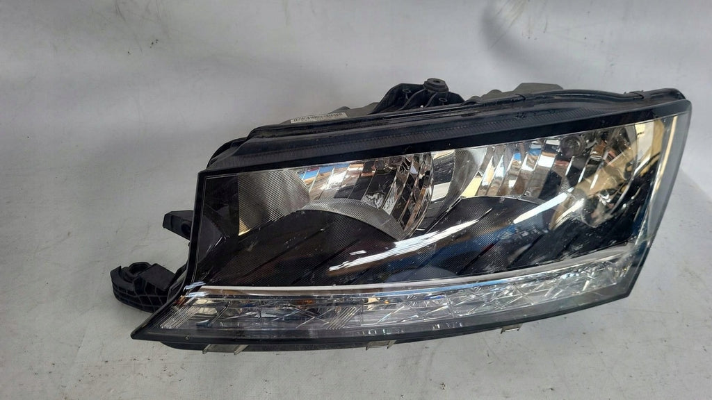 Frontscheinwerfer Skoda Fabia III 6V1941015D Links Scheinwerfer Headlight