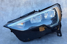 Laden Sie das Bild in den Galerie-Viewer, Frontscheinwerfer Audi Q3 83A941011 Full LED Links Scheinwerfer Headlight SCH8529880914oh